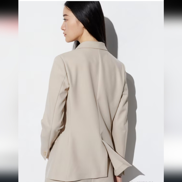 A10 UNIQLO jacket size XS - Picture 3 of 7